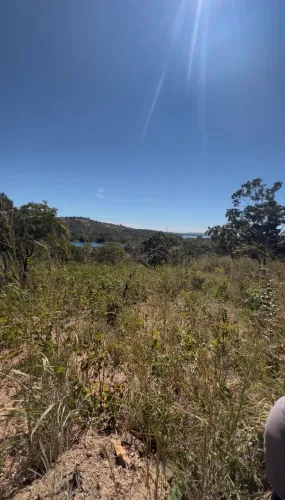 Ágio Corumbá 3 na beira do lago 