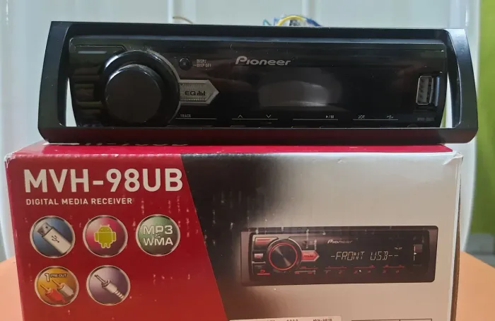 VENDO RÁDIO AUTOMOTIVO AM-FM PIONNER MVH-98UB