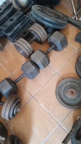 Aparelhagem para studio de musculação