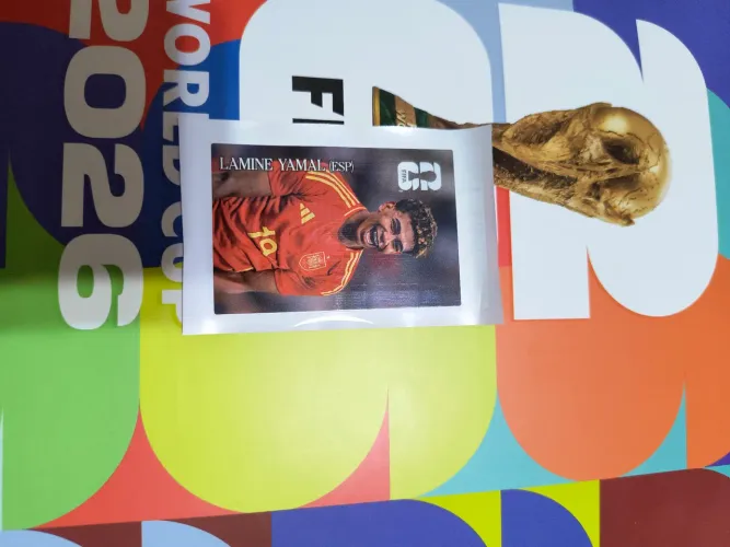 Lamine Yamal Coca-Cola figurinha copa do mundo 2026