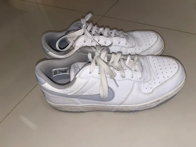 Nike Dunk Low tamanho 40