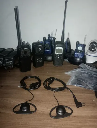 Rádio Motorola Dtr620 Ep450 - Fone de ouvido com microfone de lapela