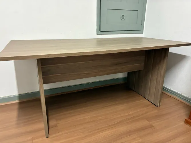 Mesa de escritório MDF
