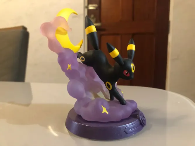 Pokémon umbreon figure 