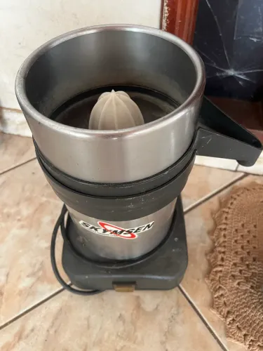 Espremedor de laranja skymsen