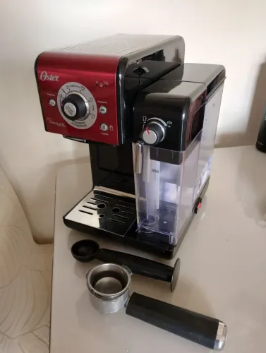Cafeteira Oster PrimaLatte