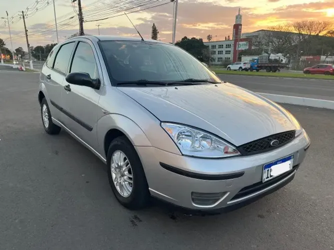 Ford Focus 1.6 S/se/se Plus Flex 8v/16v 5P 2004