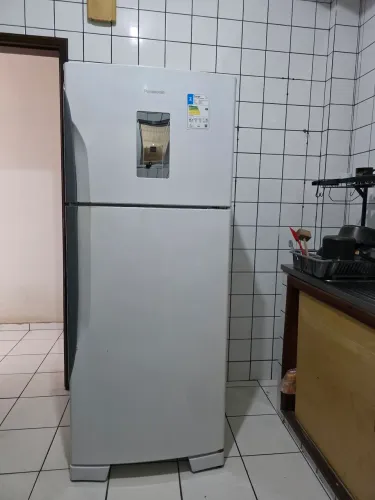 Geladeira Panasonic NR-BT50 110V Branca - Retirada 30/10