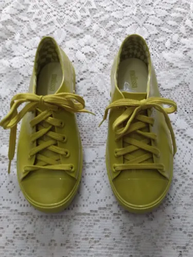 TÊNIS MELISSA JOIN - Verde Oliva TAM. 33/34