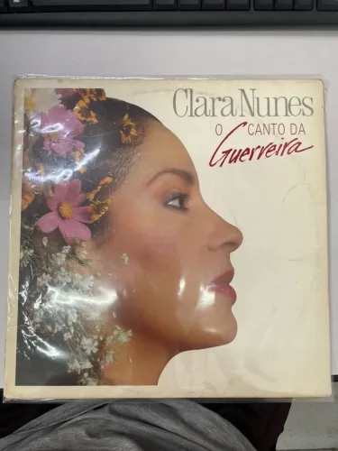 VINIL LP - CLARA NUNES O CANTO DA GUERREIRA