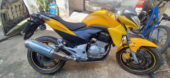 CB 300R GRANDE OPORTUNIDADE.