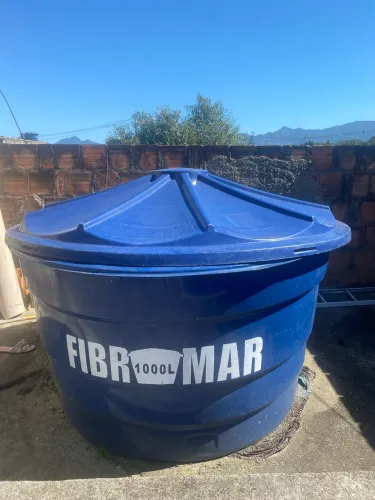 Vendo Caixa d?água 1000L, nunca instalada e em perfeito estado!