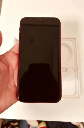 iPhone XR Red