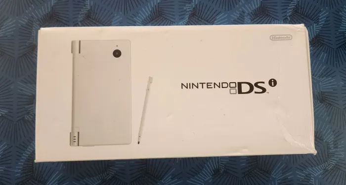 Nintendo DSi Branco com caixa e manual
