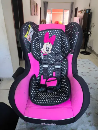 Vendo cadeirinha para criança - feminina