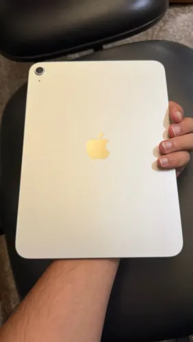 iPad 11ª Geração A16 128GB Prata ? Impecável | 100% Bateria | Garantia até Ago/2027