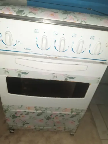 Fogao esmaltec  todo bom como nas foto 