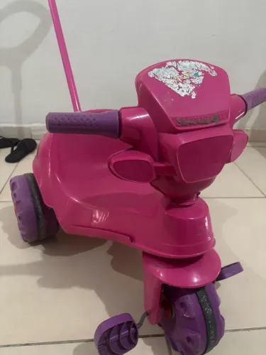 VENDO CARRINHO TIPO MOTO DE BEBE