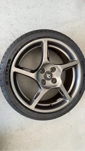 Rodas aro 17 com pneus