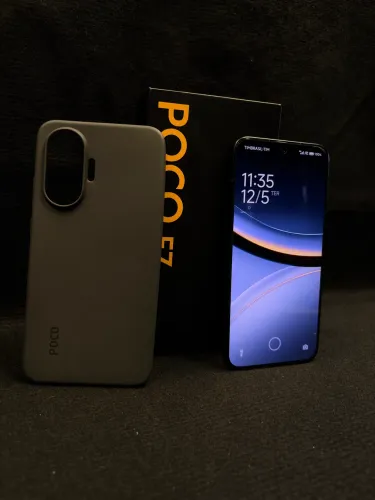 Troco por iPhone Poco F7 5G 12GB RAM/ 512GB ROM