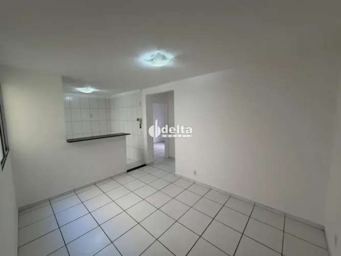 Apartamento com 2 quartos disponível para locação no bairro Martins em Uberlândia-MG