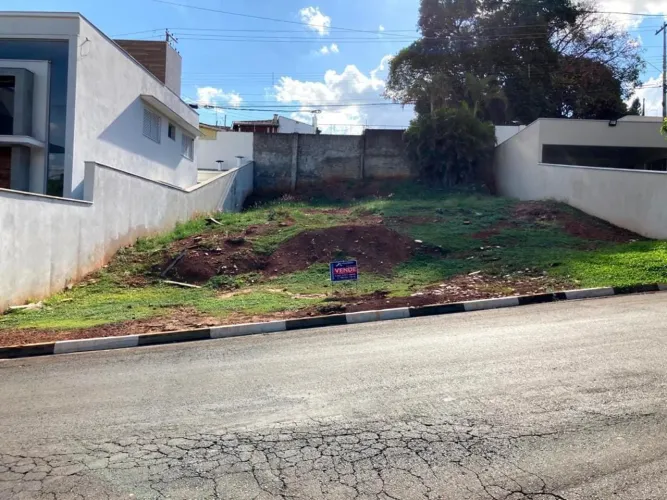 Terreno no Condomínio Monte Verde - Lazer Completo e Natureza - Em Tatuí Interior de SP