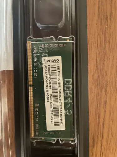 Memória RAM ADATA 4GB DDR4 3200MHz para Notebook - Perfeito Estado