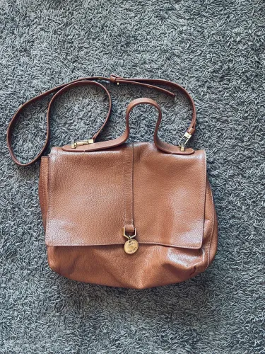 Bolsa de couro Arezzo 
