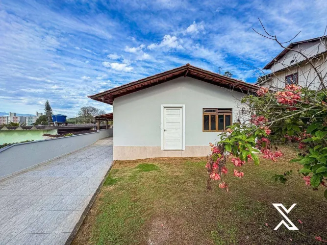 Casa com 4 dormitórios à venda, 156 m² por R$ 480.000,00 - Salto do Norte - Blumenau/SC