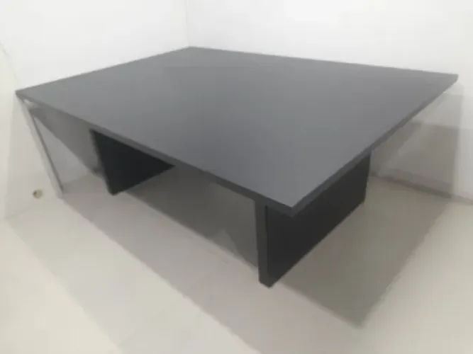 Mesa de reunião até 8 lugares