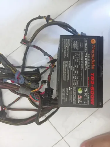 Fonte de computador queimada 