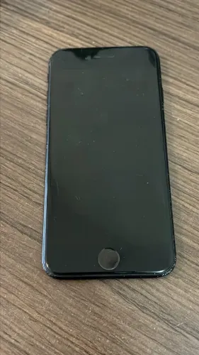 Vendo Iphone SE em CURITIBA
