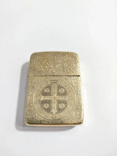 Isqueiro zippo constantine original