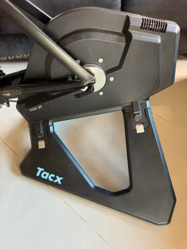 Rolo Treino Tacx Neo 2T Interativo Ciclismo Indoor Treinador