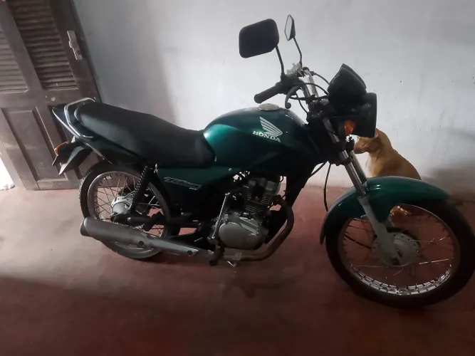 Vendo moto Titan  150 job