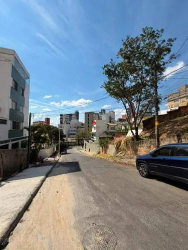 Lote residencial de 360 m² à venda no Bairro Ouro Preto, em Belo Horizonte