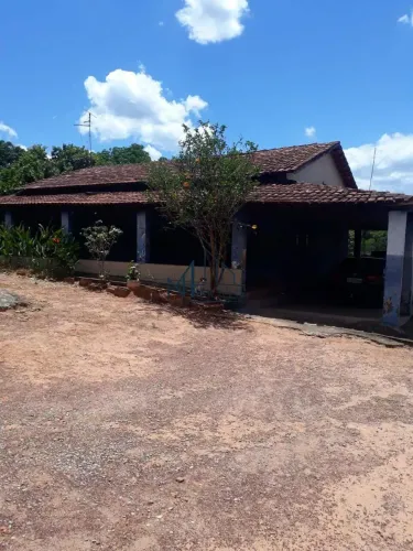 Chácara 04 quartos - Sitios Vale das Brisas - Senador Canedo - GO