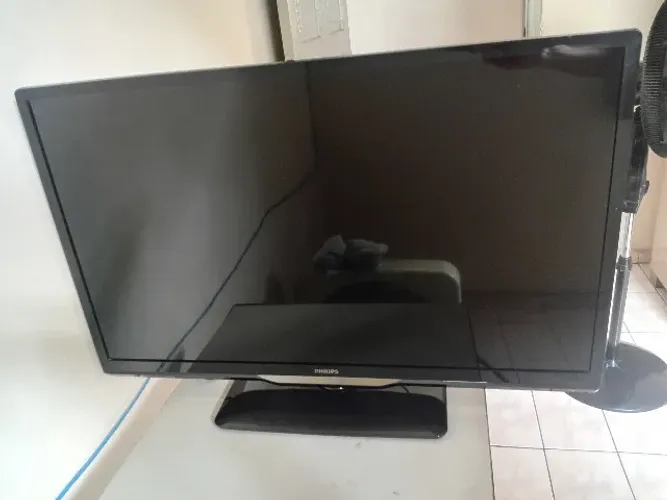 Televisão Philips Smart 32" 