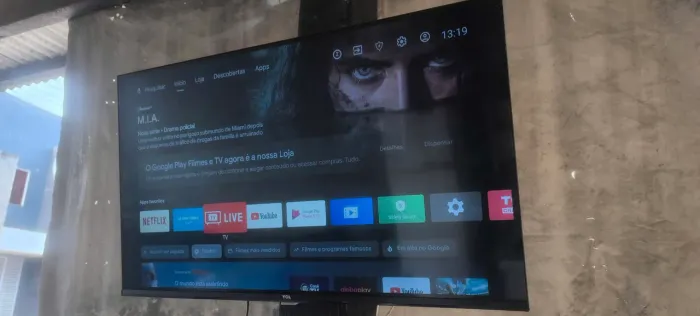 Smart tv TCL 32 polegadas bordas infinita nova