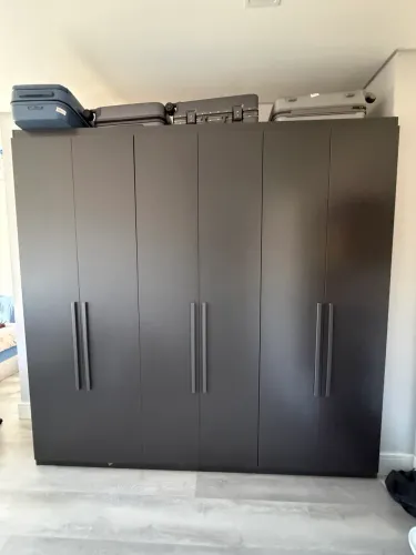 GUARDA ROUPAS NOVO