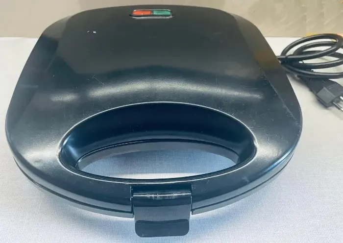 Sanduicheira Mallory Classic Grill - 220V