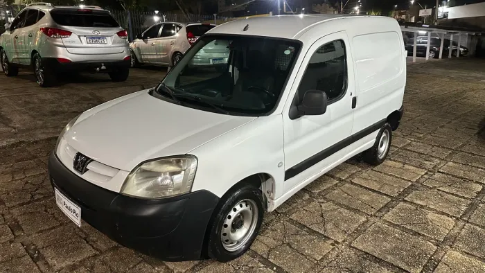 Peugeot Partner Furgão 1.6 16v/ 1.6 16V Flex 3P 2017