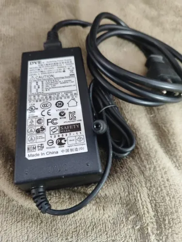 Fonte de Alimentação 24V - 2,5A - 60W