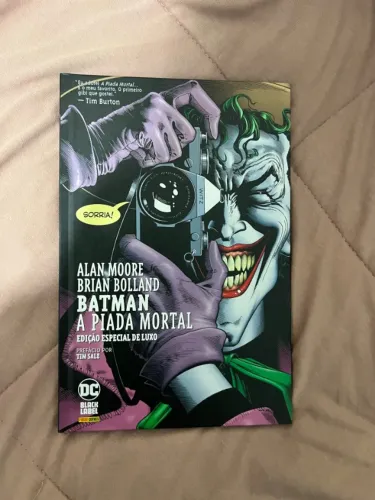 HQ Batman: A Piada Mortal - Alan Moore (Capa Dura / Panini)