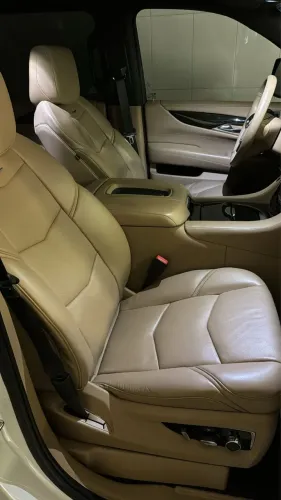 Cadillac Escalade ESV 2018