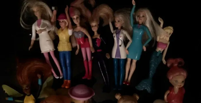 lote kit 14 mini bonecas polly mini barbie profissões e outras edições