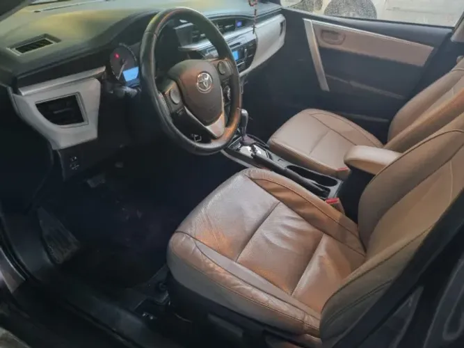 Toyota Corolla GLI 1.8 Flex 16V Aut. 2016