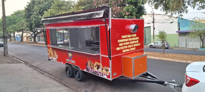 Trailer pastel food