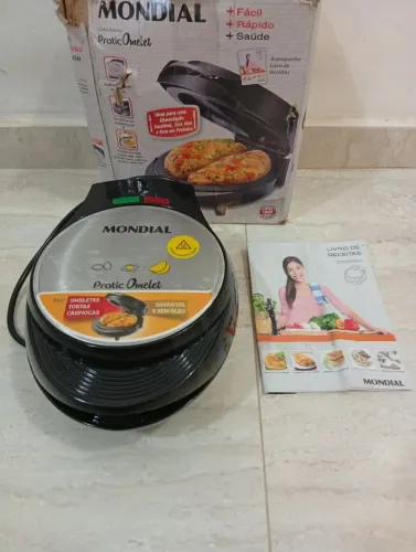 Omeleteira Mondial Pratic Omelet 110v - Nova