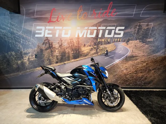SUZUKI GSX-S 750